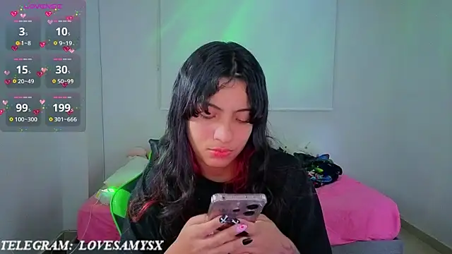 Chat XXX en directo de Lovelyamyy