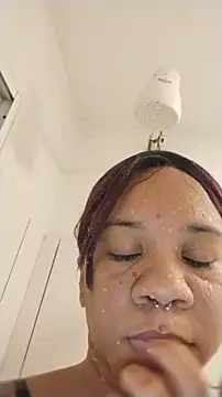 Show modela FerPetra na web-kameri