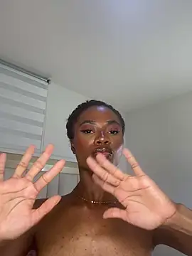 Show de Ayra-starh na webcam