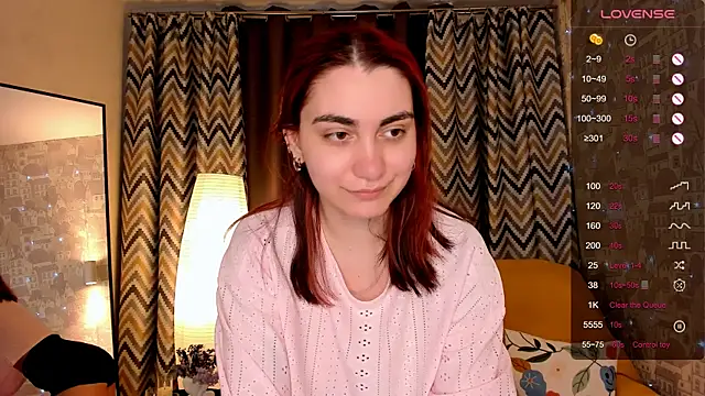 Chat XXX en directo de hannacheekss_