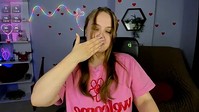 keri_ti লাইভ XXX চ্যাট