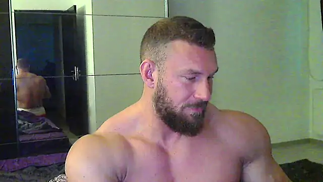 muscularkevin Webcam show