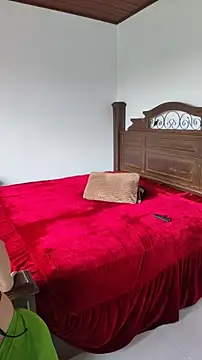 XXX chat uživo modela Ruvi_Queen