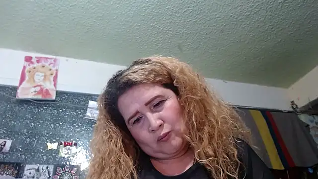 Živý XXX chat Perla1981--