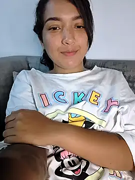 Thanilopera's Live XXX Chat