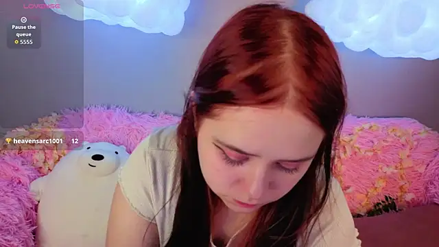 Alis_Platt Adlı Modelin Canlı XXX Sohbeti