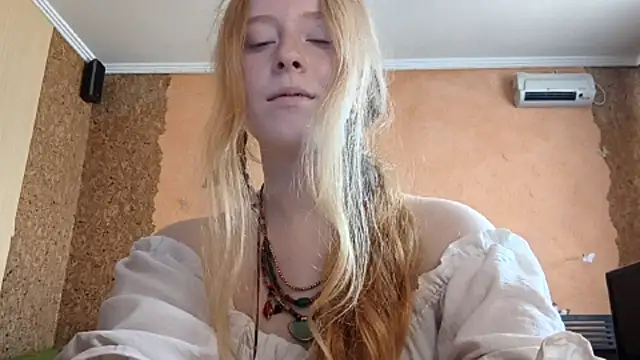 KateVibe_01 élő XXX-chatje