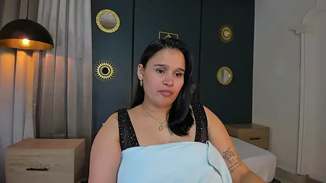 Chat +18 de lia_sexx19 ao vivo