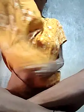 Sweet-runi লাইভ XXX চ্যাট