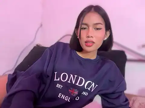 YougotLara's Webcam Show