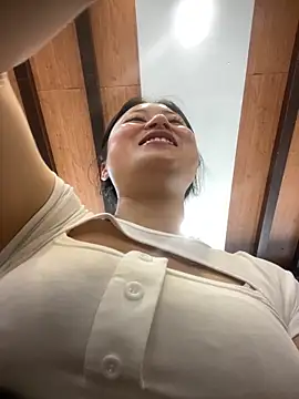 Yolanda9's Live XXX Chat