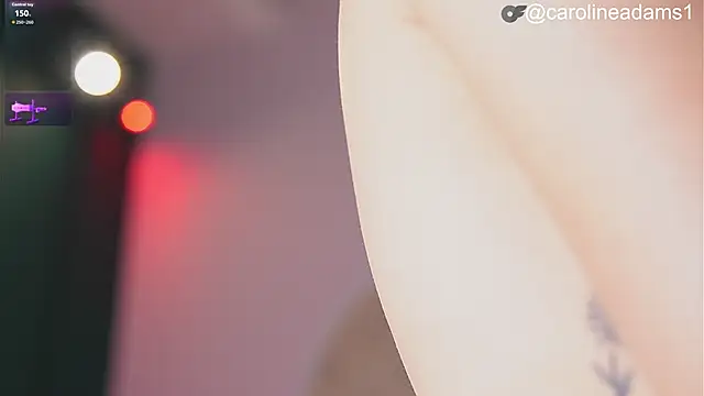 caroline_adams_ 现场XXX聊天