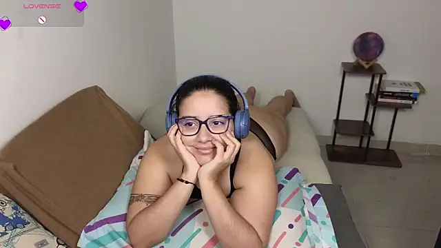 Chat +18 de blue__moon_ ao vivo