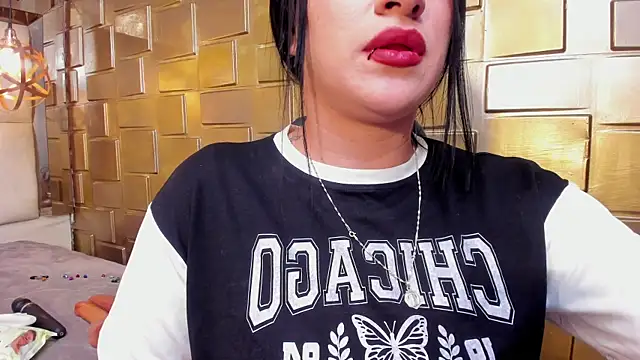 Nara_belen's Live XXX Chat