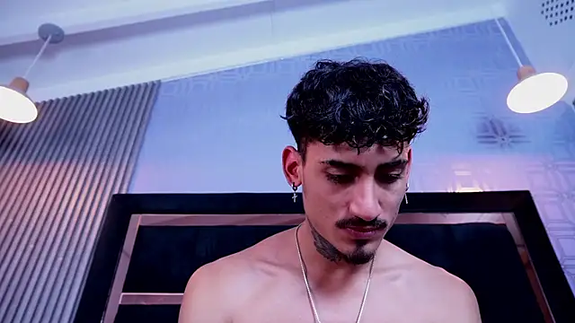 Chat XXX en directo de Dark_Eros_