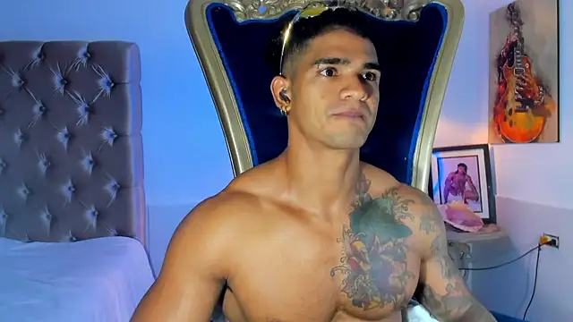 antonio__444 Show in webcam