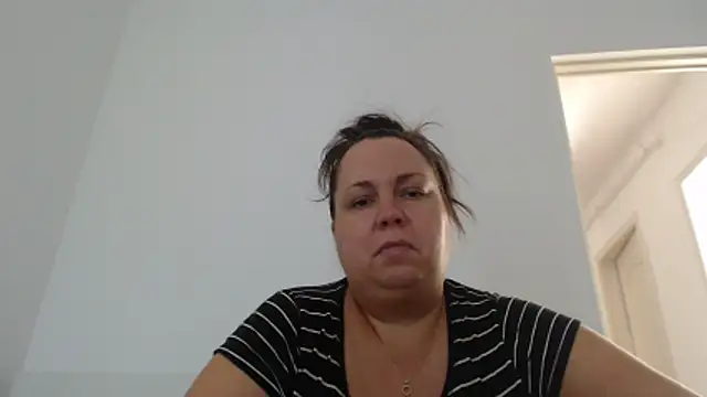 Živý XXX chat WendyRhoades