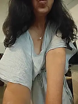 Chat XXX en directo de NakedMILFx