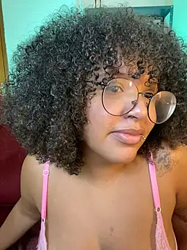 99_Lilith live XXX chat