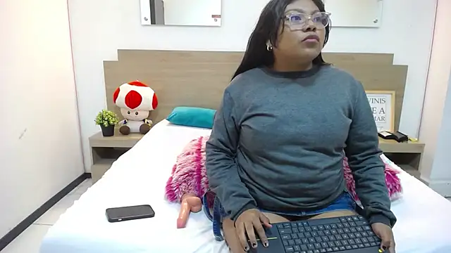 Kiri_Black_'s Live XXX Chat