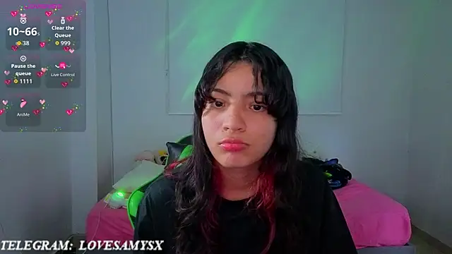 Lovelyamyy's Live XXX Chat