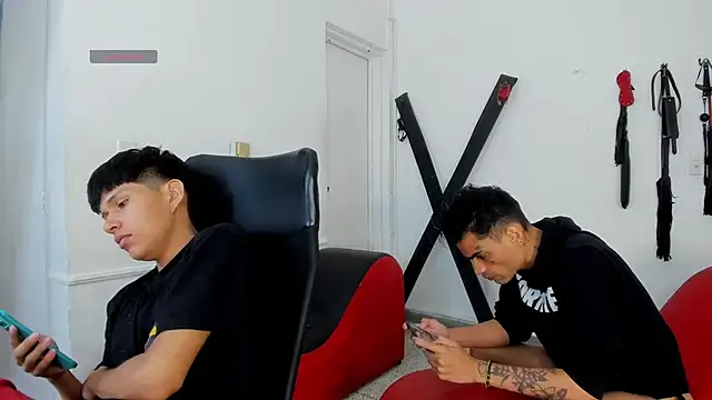 Chat XXX en directo de Gay_Red_Room