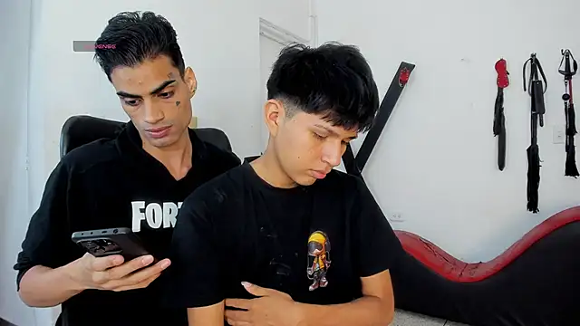 Gay_Red_Room Adlı Modelin Web Kamerası Şovu