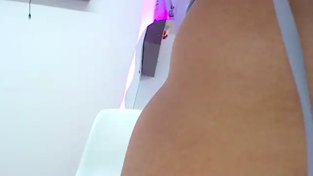 BearishMajor Live XXX-chat