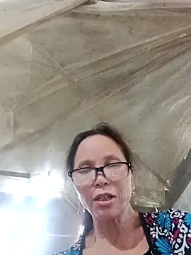 Tina6886's Live XXX Chat