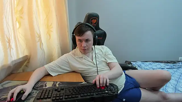 iliaskrislove Webcam Show