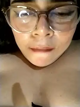 Diamily Adlı Modelin Canlı XXX Sohbeti