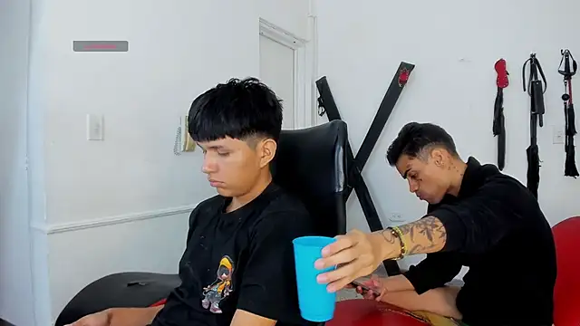 Gay_Red_Roomn Live XXX chat