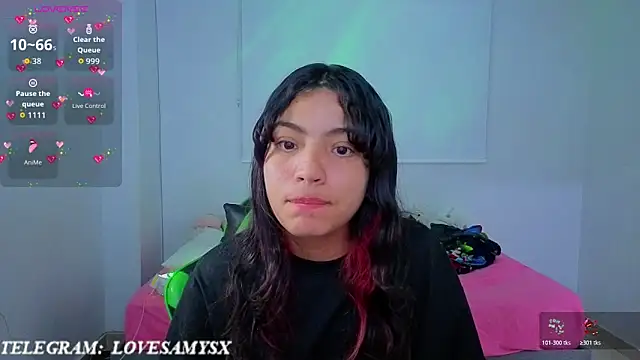 Lovelyamyy Chat XXX in diretta