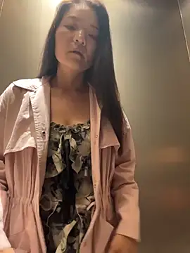 xiaochengzi505のライブXXXチャット