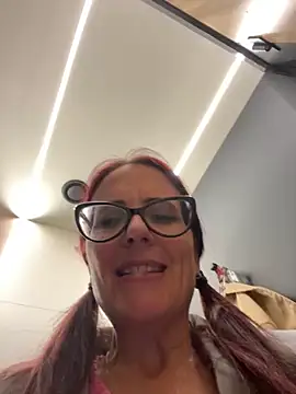Show modela NataKitten na web-kameri