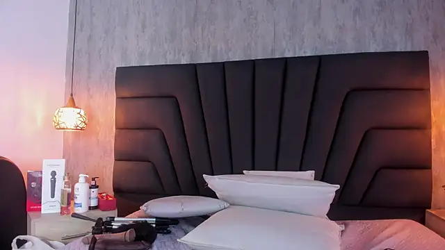 Eva_milfxxx webkamerás műsora