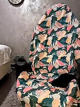 AvaSquirtMilf's Webcam Show