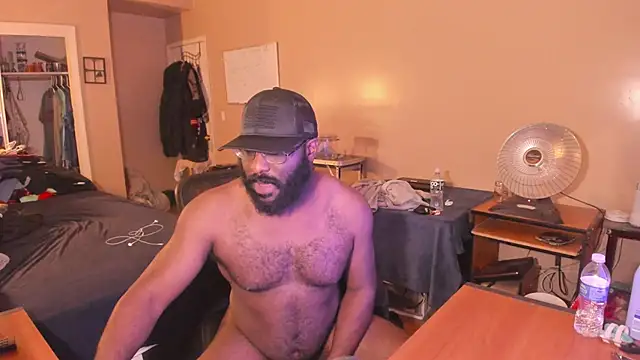 MrChuckDailyXXX ওয়েবক্যাম শো