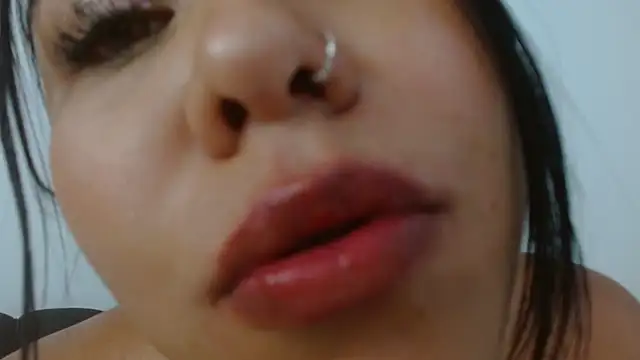 Chatroom XXX en direct de alessialux