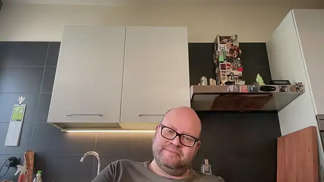 theitalianbear Webcam show