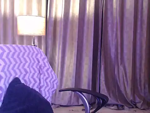 Sexy_Myra18's Live XXX Chat