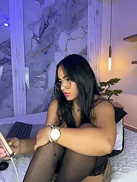 Chat +18 de Lenna_s ao vivo