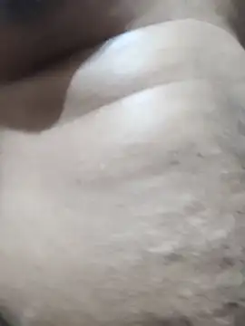 ChubbyStripper_69: διαδικτυακό σόου στην κάμερα