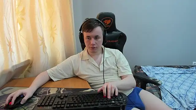 iliaskrislove Chat XXX in diretta