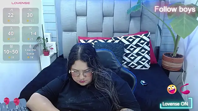 Chat XXX ao vivo de evelin_zaens
