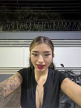 Arianavillada Adlı Modelin Web Kamerası Şovu
