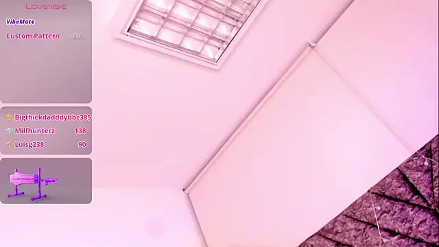 ALONDRAMILF's Webcam Show