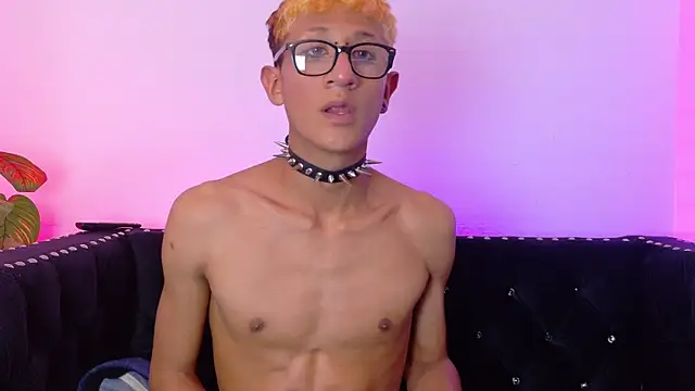 Damian_nix Live XXX-chat