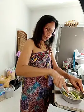 Czat XXX na żywo – Mama_Eva_1