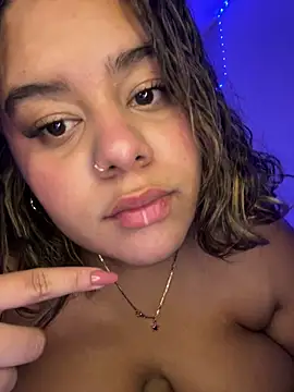 Chat +18 de Anabelle_00_ ao vivo